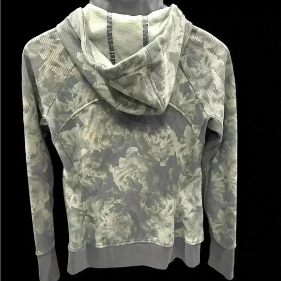 Athleta Triumph Printed Hoodie Sz SP Zip Jacket Green Floral Stretch - Picture 2 of 15